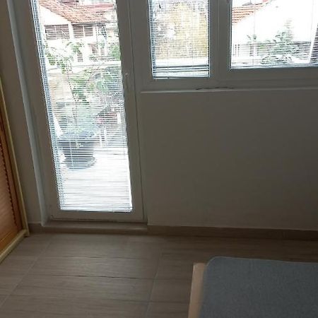 Sunny Apartment Skopje Exterior foto