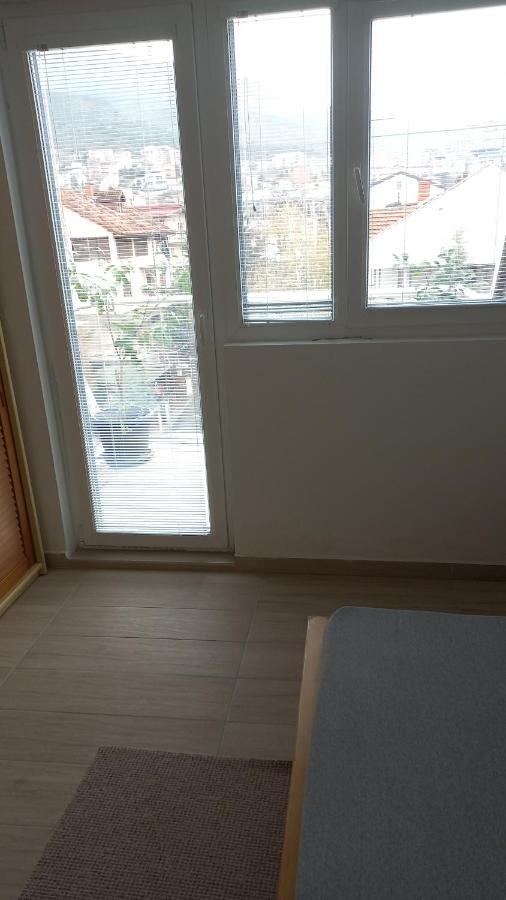 Sunny Apartment Skopje Exterior foto